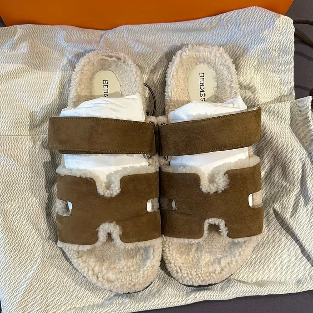 Hermes mens Shearling Chypre Sandals